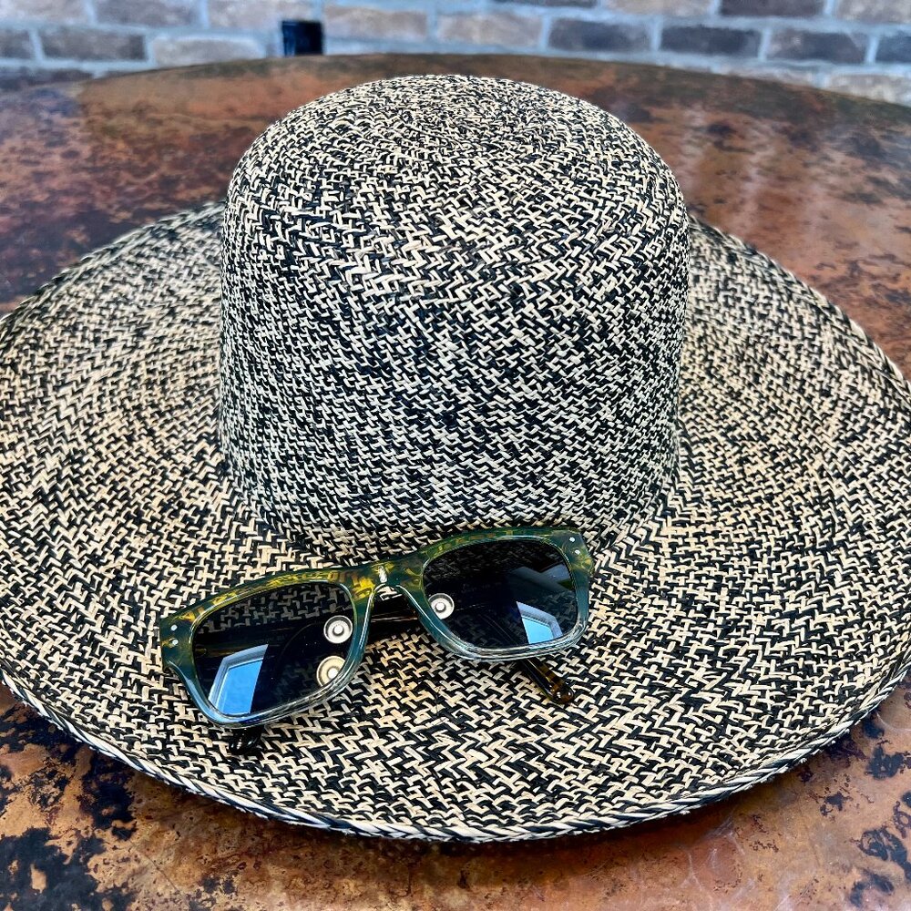 Lord & Taylor Black & Tan Straw Hat